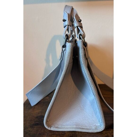 Botkier Bite Size Bedford Leather Tote Bag in Silver
Grey / Excellent - Picture 9 of 11